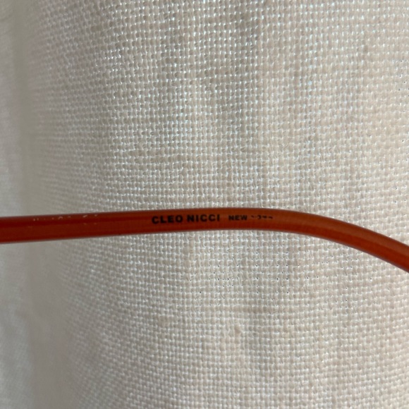 Cleo Nicci Cat-Eyes 90s Sunglasses In Dark Red - Picture 5 of 9